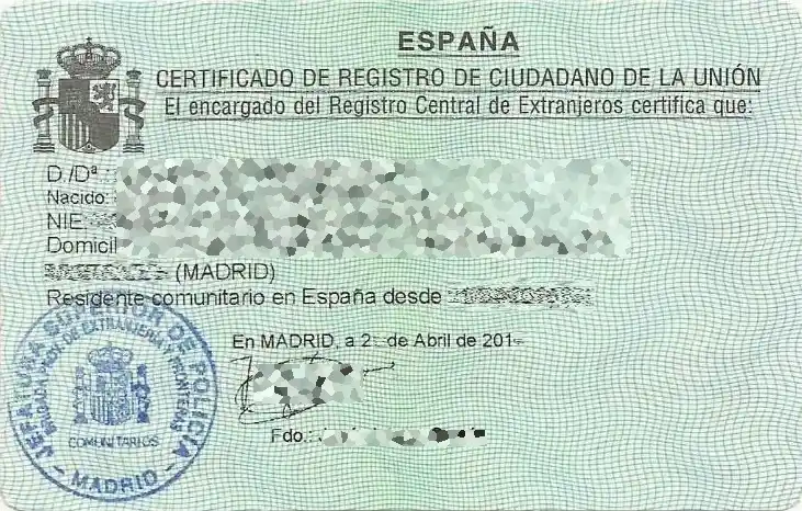 ejemplo de como es un CUE o NIE verde